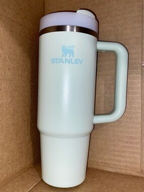 Stanley Quencher H2.0 FlowState 30oz Tumbler
